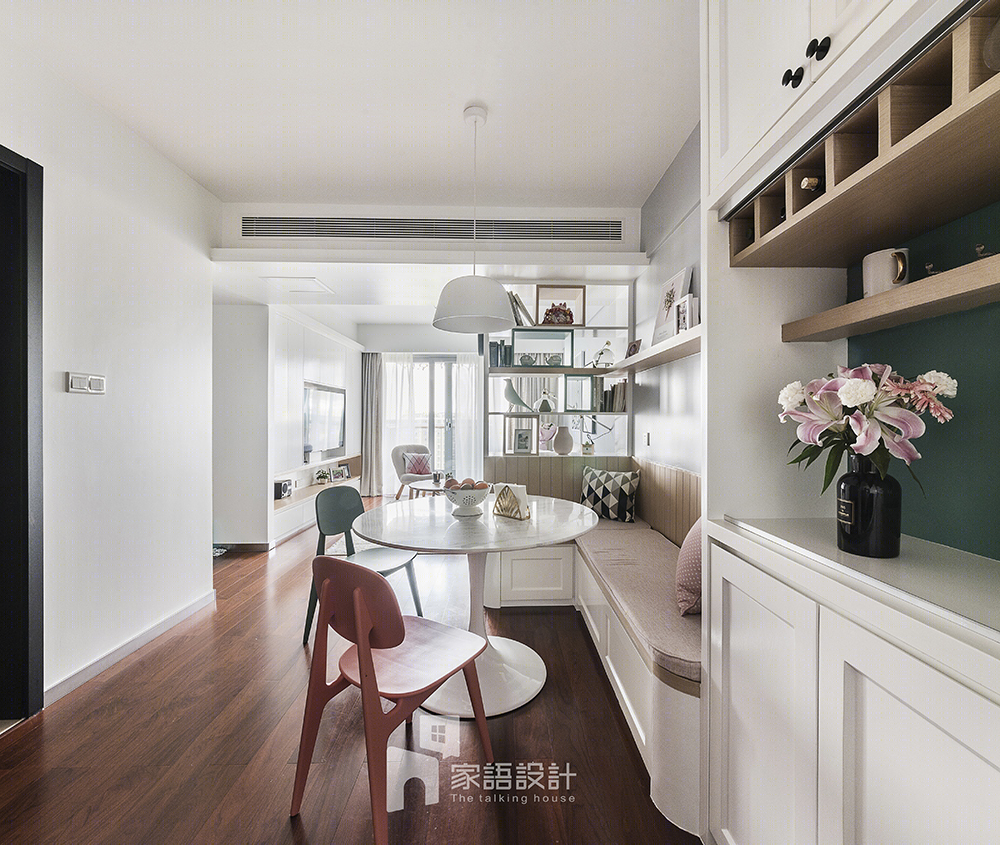 万科峯境三口之家,灵动墨绿打造温馨回忆空间-11