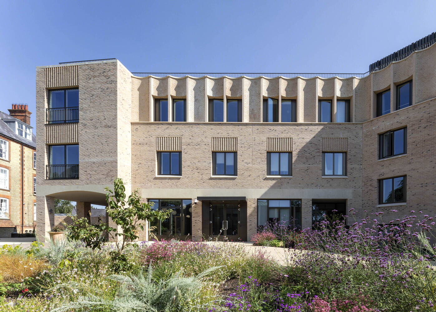 St Hilda’s College O·ford 校园景观重塑丨英国伦敦丨Gort Scott-41