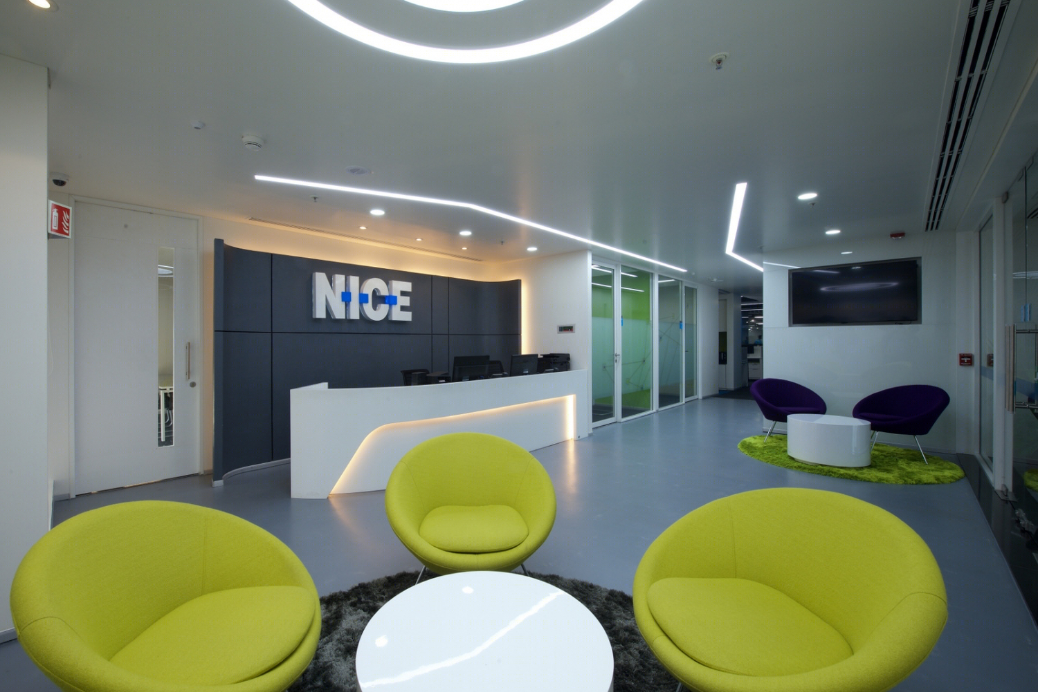 印度 NICE Systems 公司现代工业风办公室设计-31