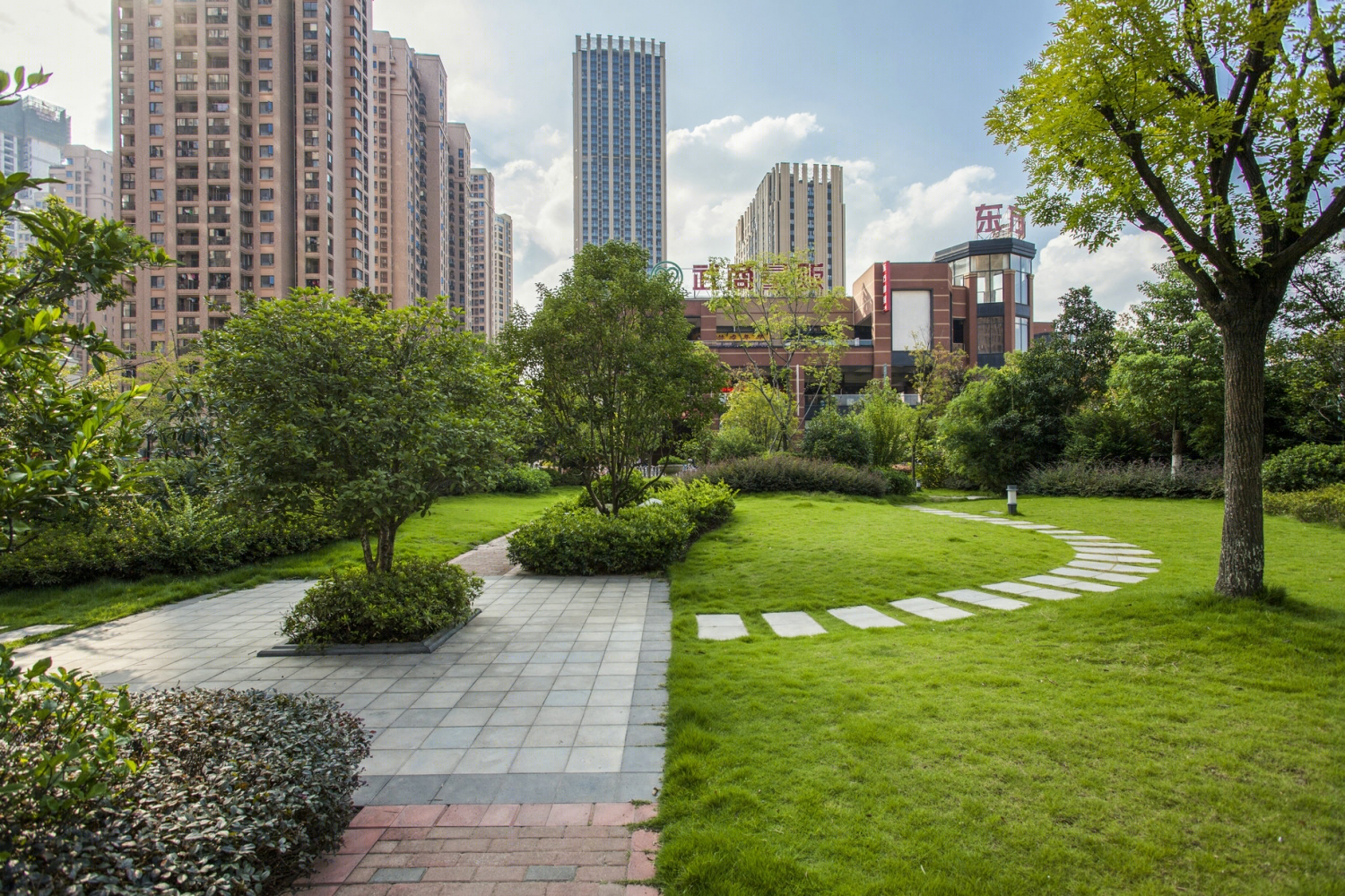 武汉万科金色城市住宅景观丨深圳市新西林园林景观有限公司-29