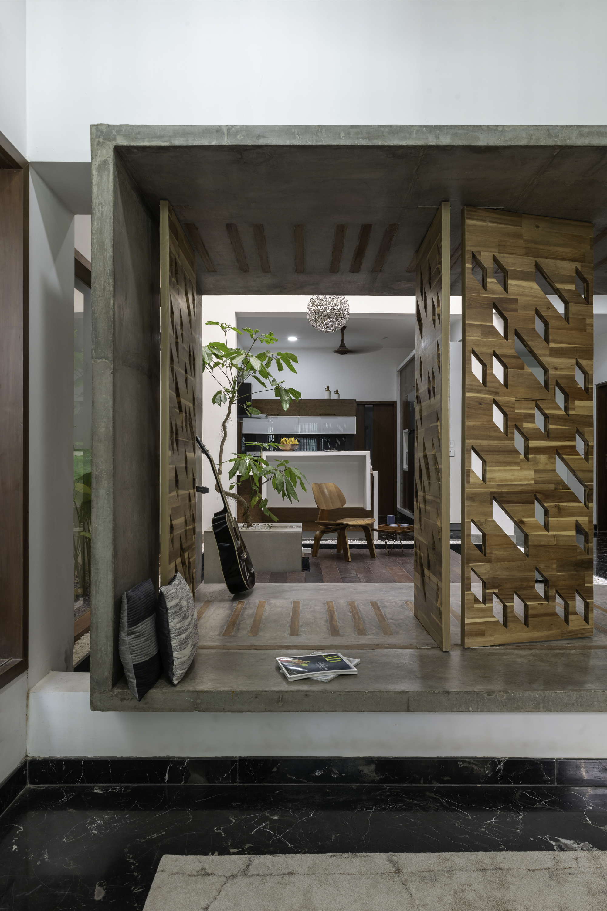 Le Tranquil House · 现代简约的宁静别墅设计丨印度本地治里-19