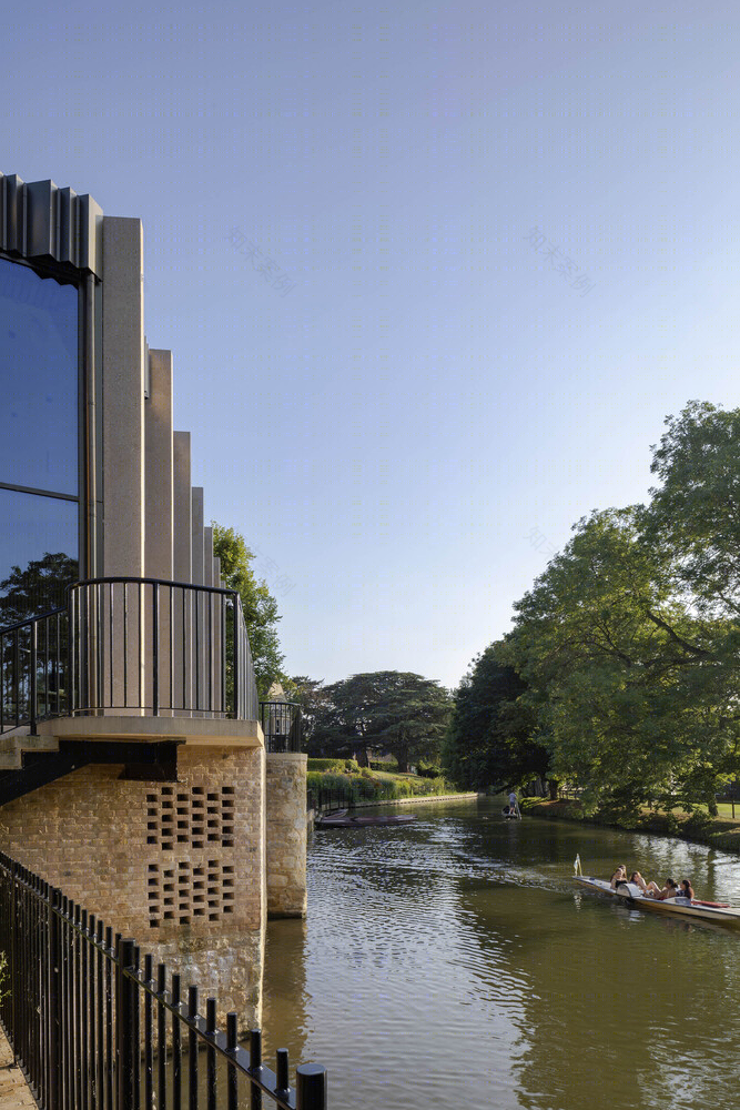 St Hilda’s College O·ford 校园景观重塑丨英国伦敦丨Gort Scott-43