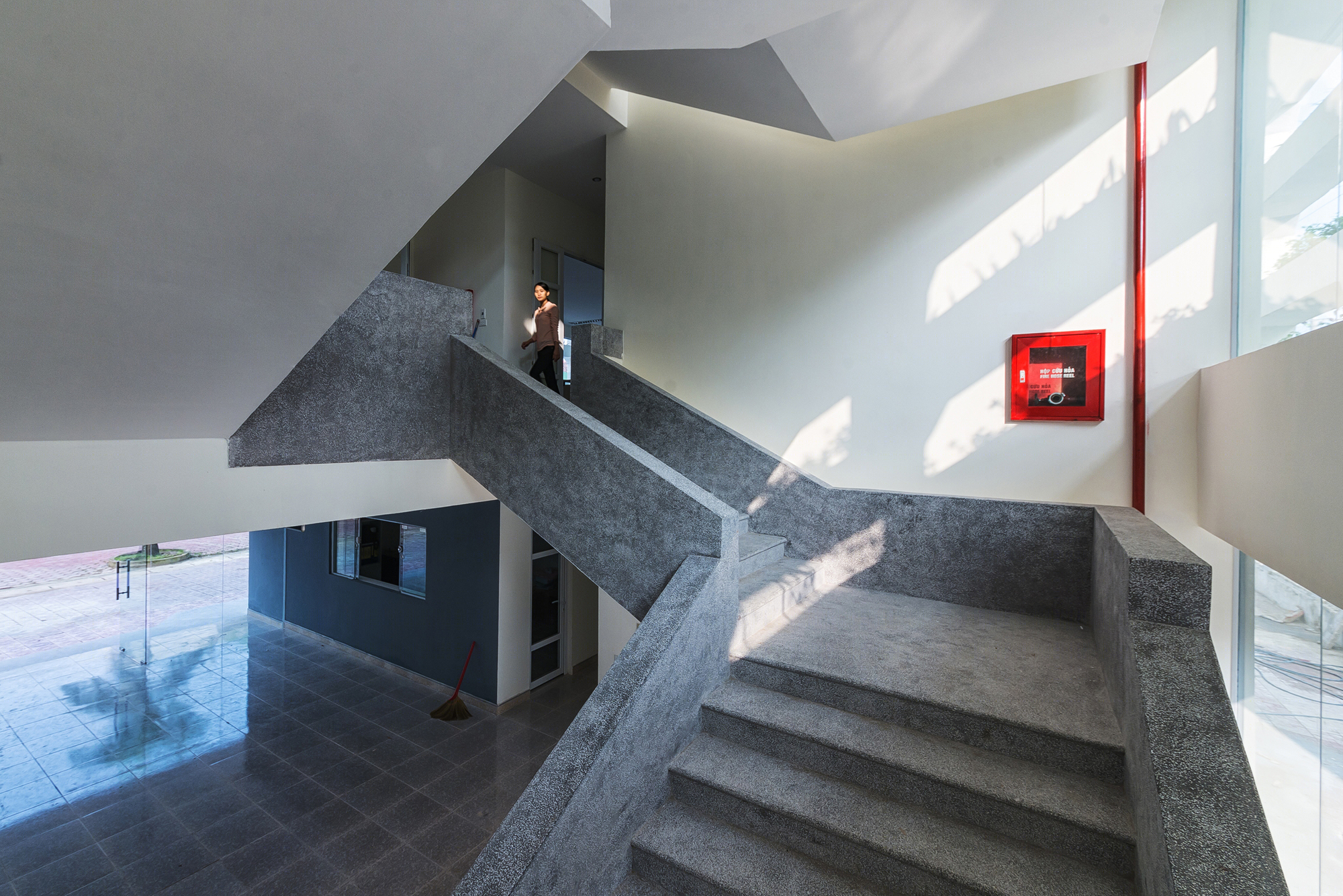 越南SRDP·IWMC办公楼丨H&P Architects-35