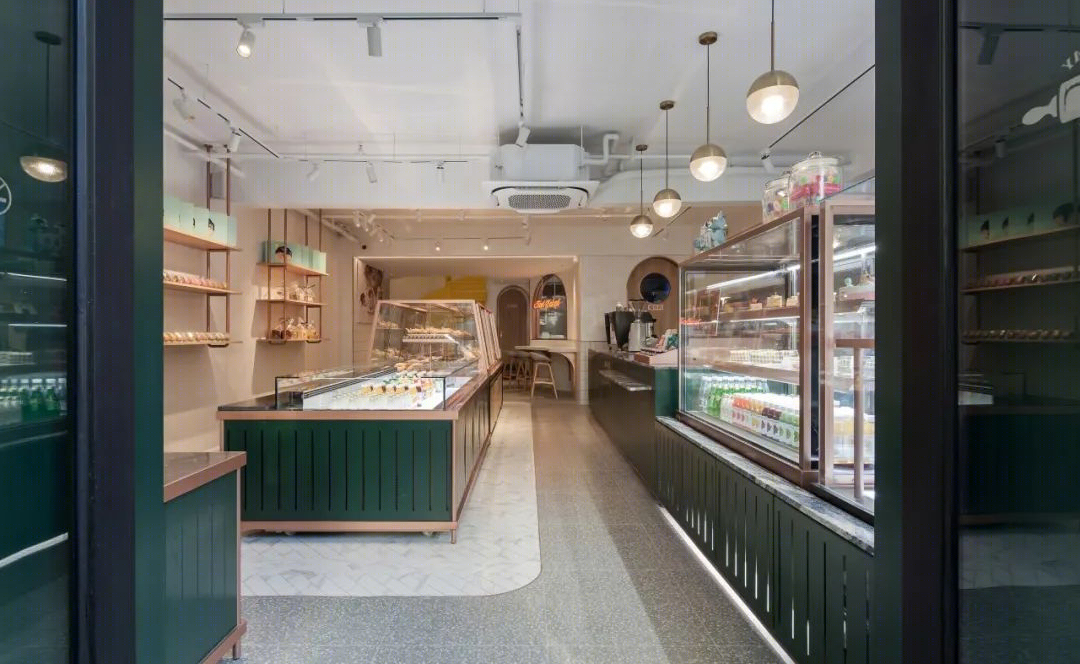 厦门多乐之日 | 暖色调面包店,温馨空间展现元气满满-24