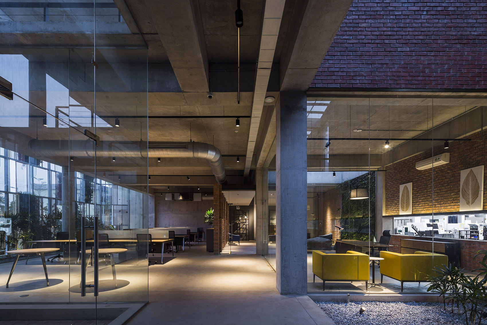 越南 Star Engineers 工厂兼办公楼-14