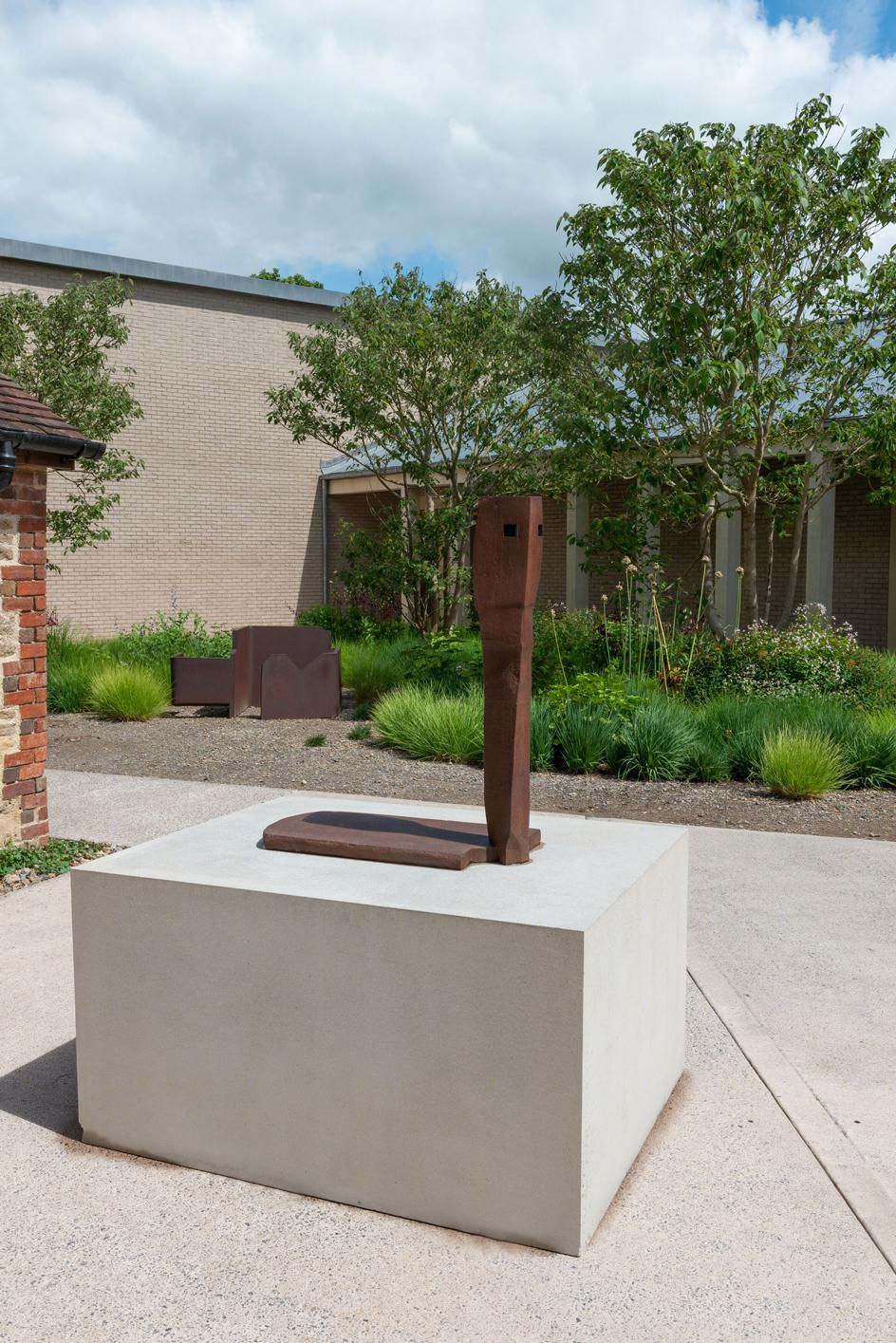 遇见 Eduardo Chillida | 雕塑大师的农村史诗-18