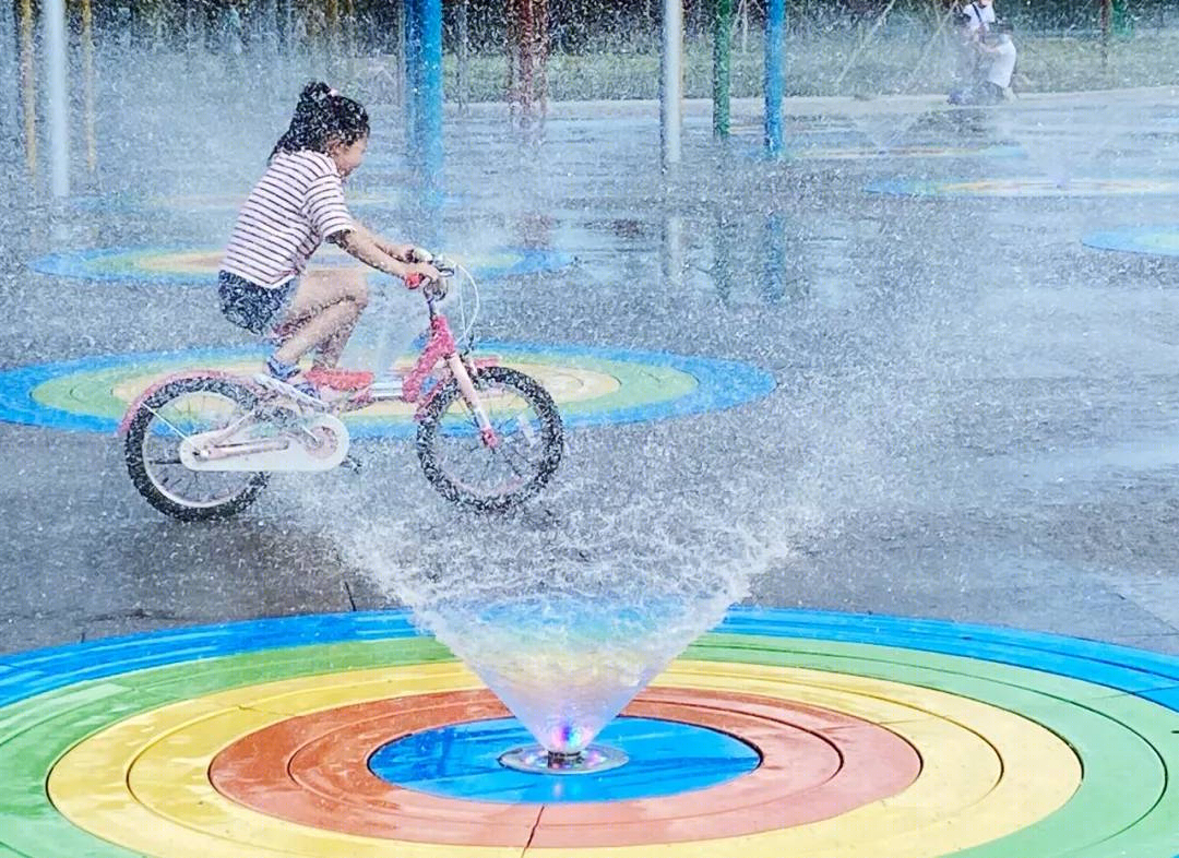 北京黑桥公园彩虹广场-8