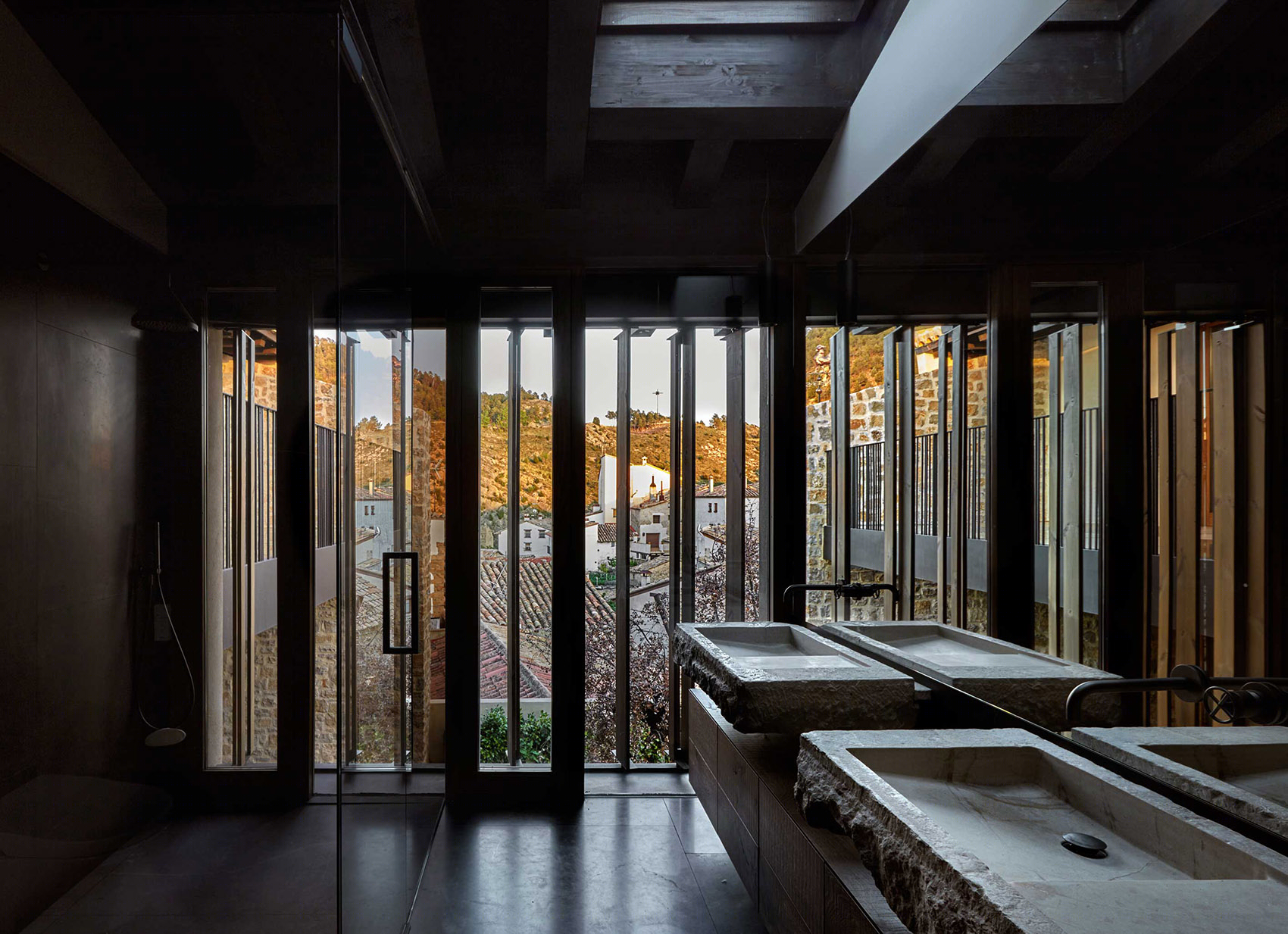 西班牙 RUBIELOSDEMORA 住宅 | 历史与当代的完美融合-18