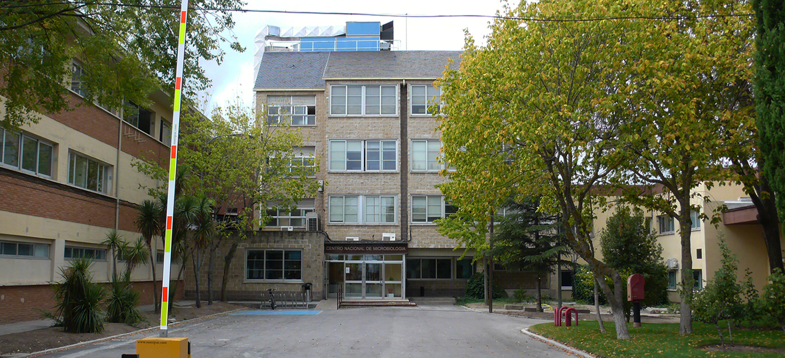 西班牙国家微生物学中心扩建-12