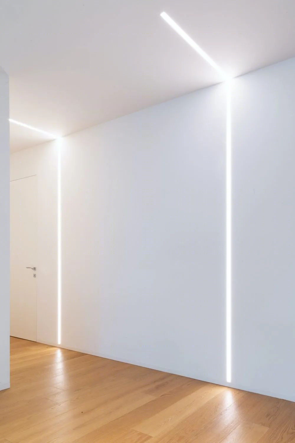 意大利 Casa Ora 泳池庭院大宅,极简设计展现生活品质-36