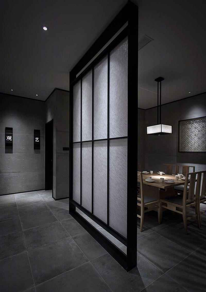 本素旗舰店 | 官艺打造隔而不断的私密用餐空间-24