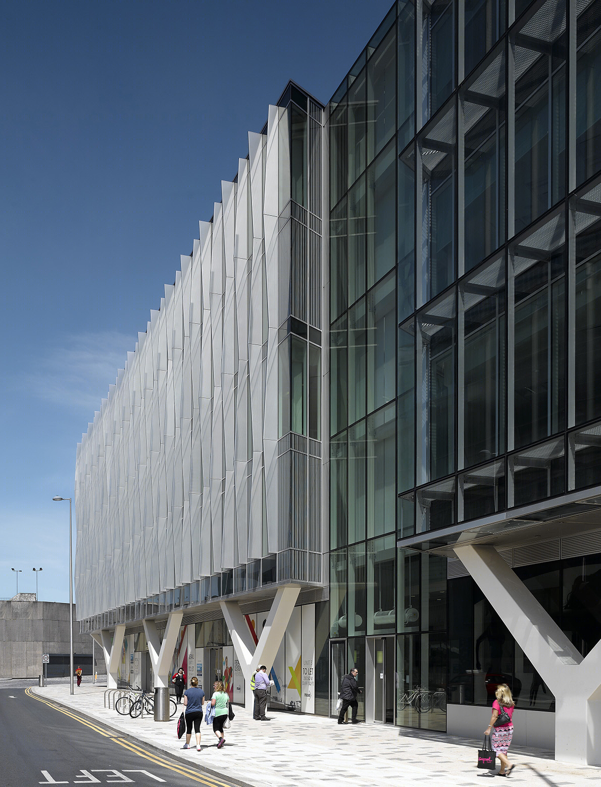 英国黑潭镇Talbot办公楼丨AHR Architects-24