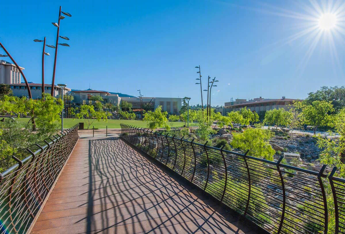 德州大学 El Paso 校区世纪广场-39