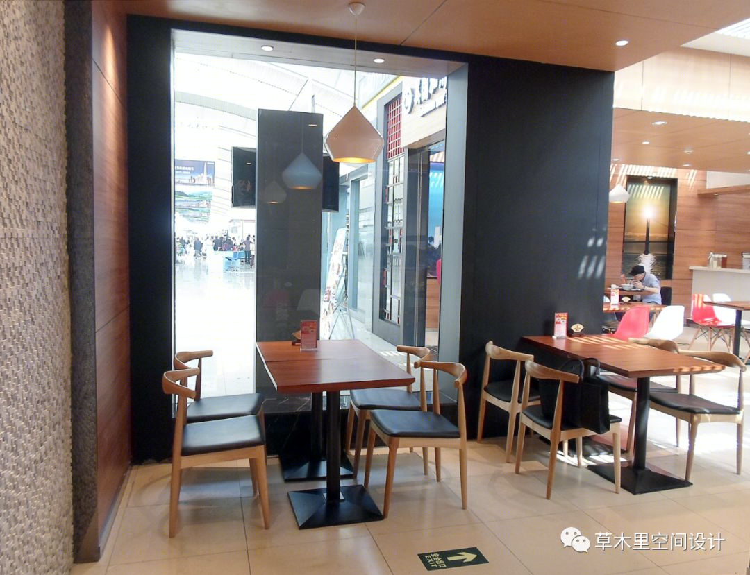 加州牛肉面大王,现代风格演绎温馨用餐空间-31