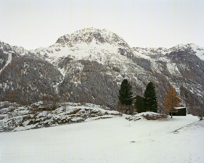 瑞士雪顶原木住宅-8