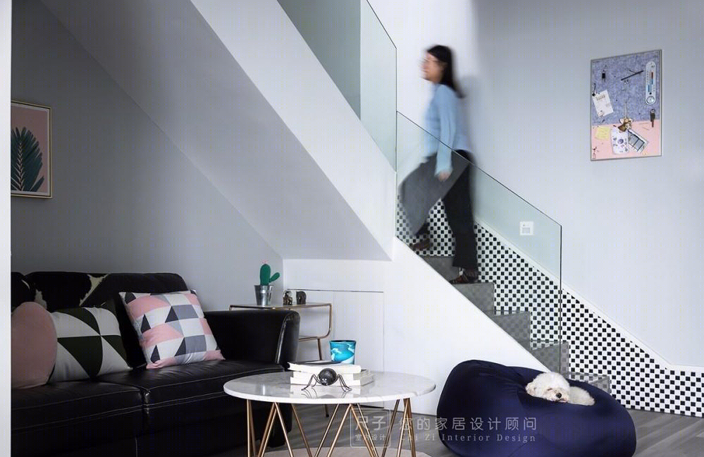 童话镇 Y 小姐的家 | 色彩碰撞与细节之美-13
