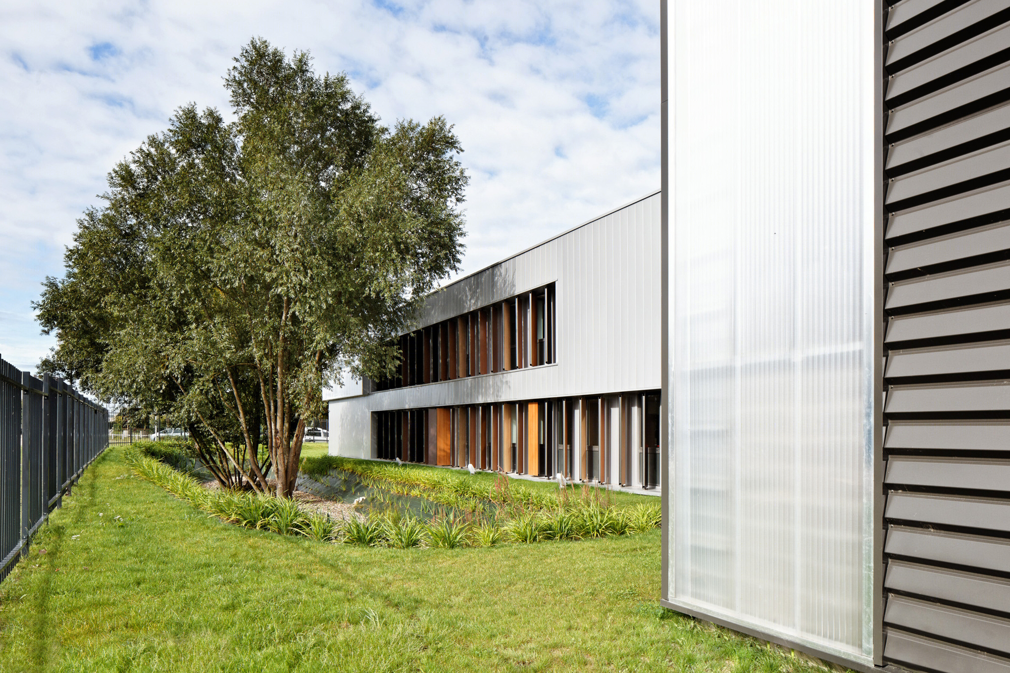 法国瓦德勒伊市技术中心丨STUDIOS Architecture-20