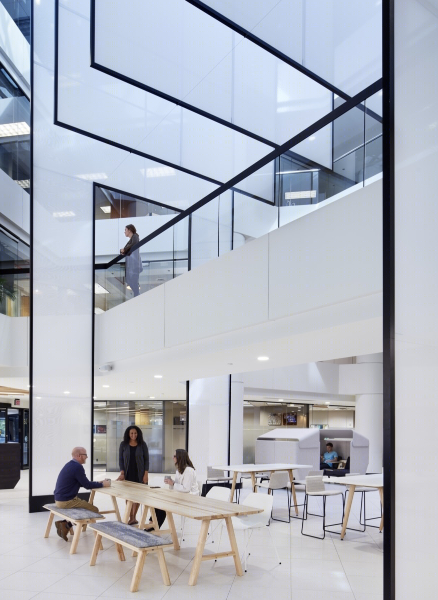 Gensler 打造南点办公中心多功能空间-9