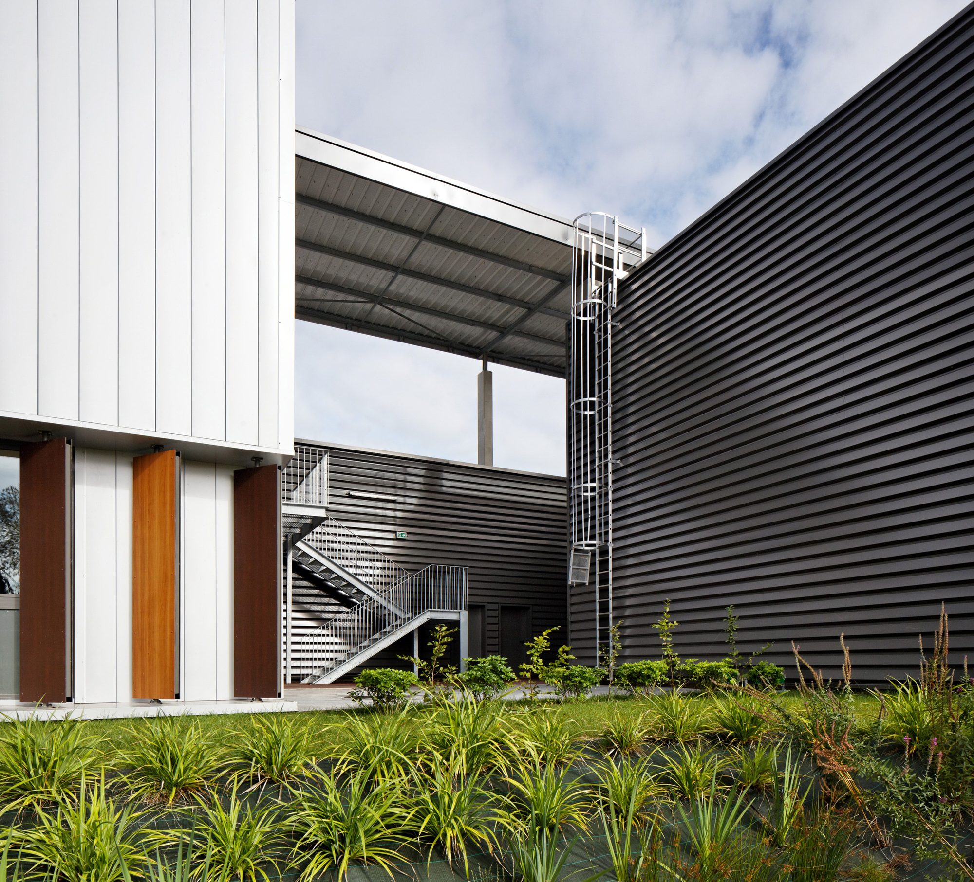 法国瓦德勒伊市技术中心丨STUDIOS Architecture-21