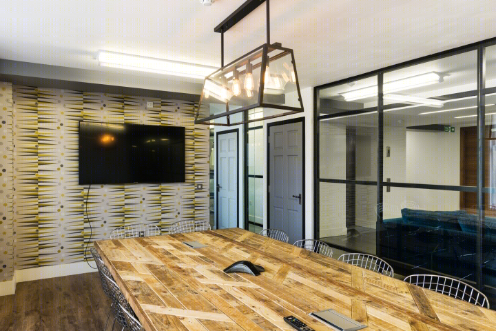 英国 Worldstores 工业风办公室-16