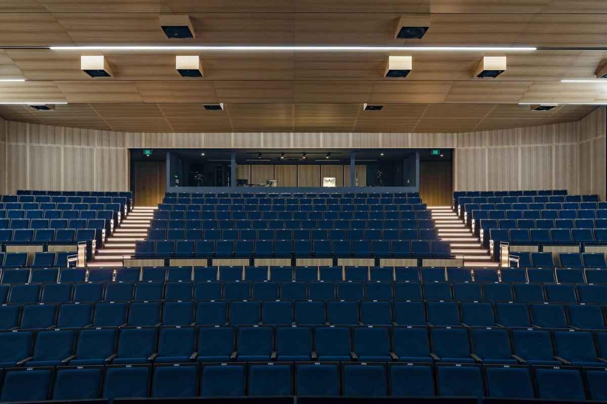 珀斯卡里斯蒂学院的优雅剧场丨澳大利亚珀斯丨EIW Architects-19