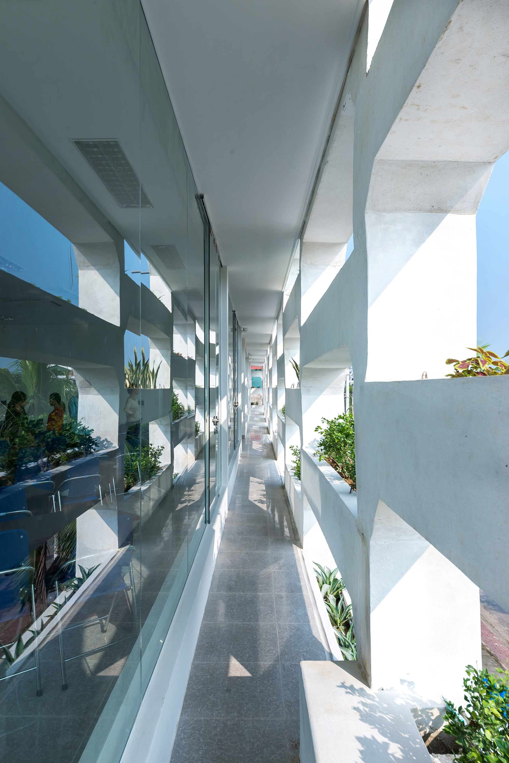 越南SRDP·IWMC办公楼丨H&P Architects-38