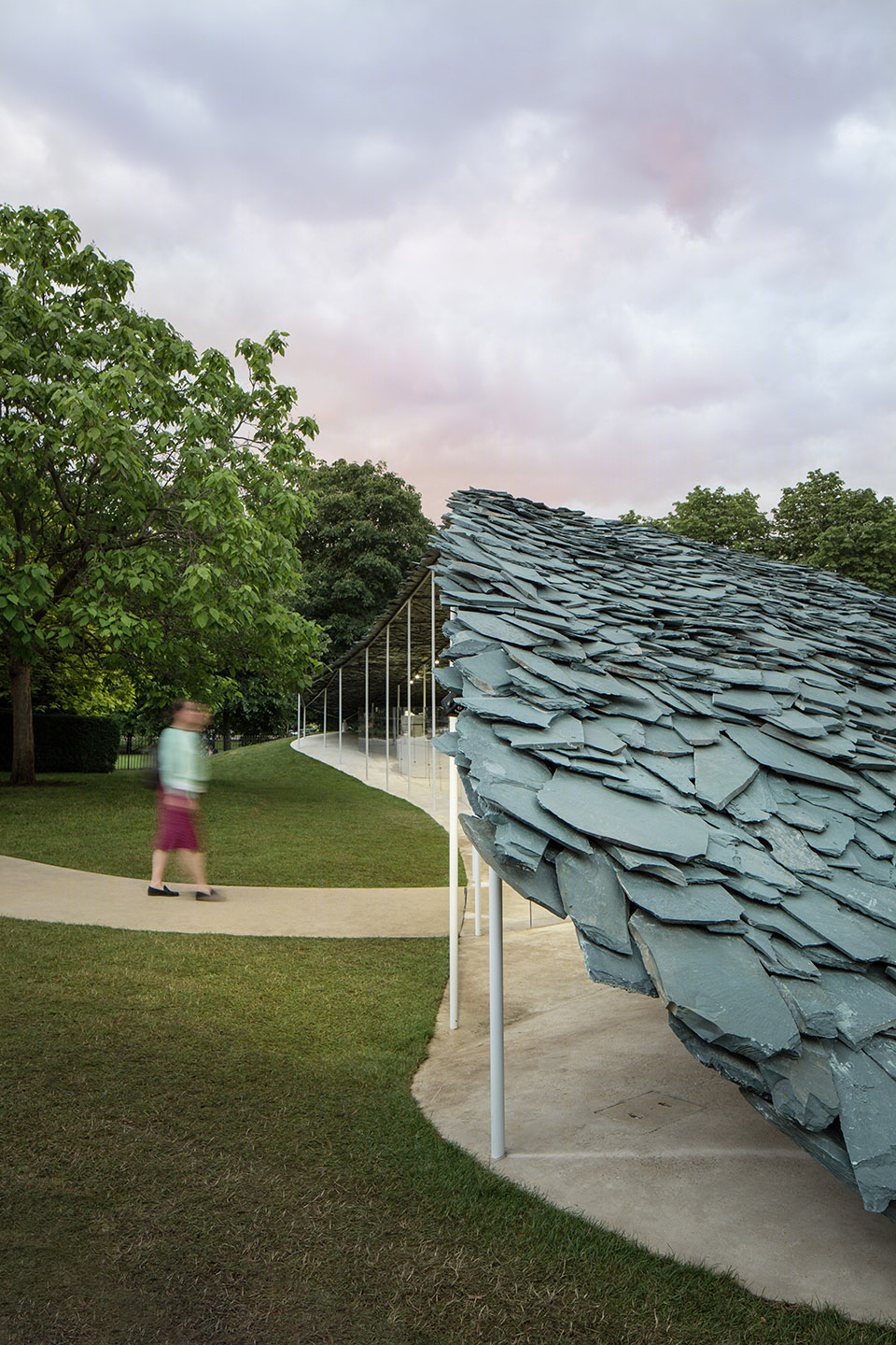 英国蛇形画廊2019建筑-26