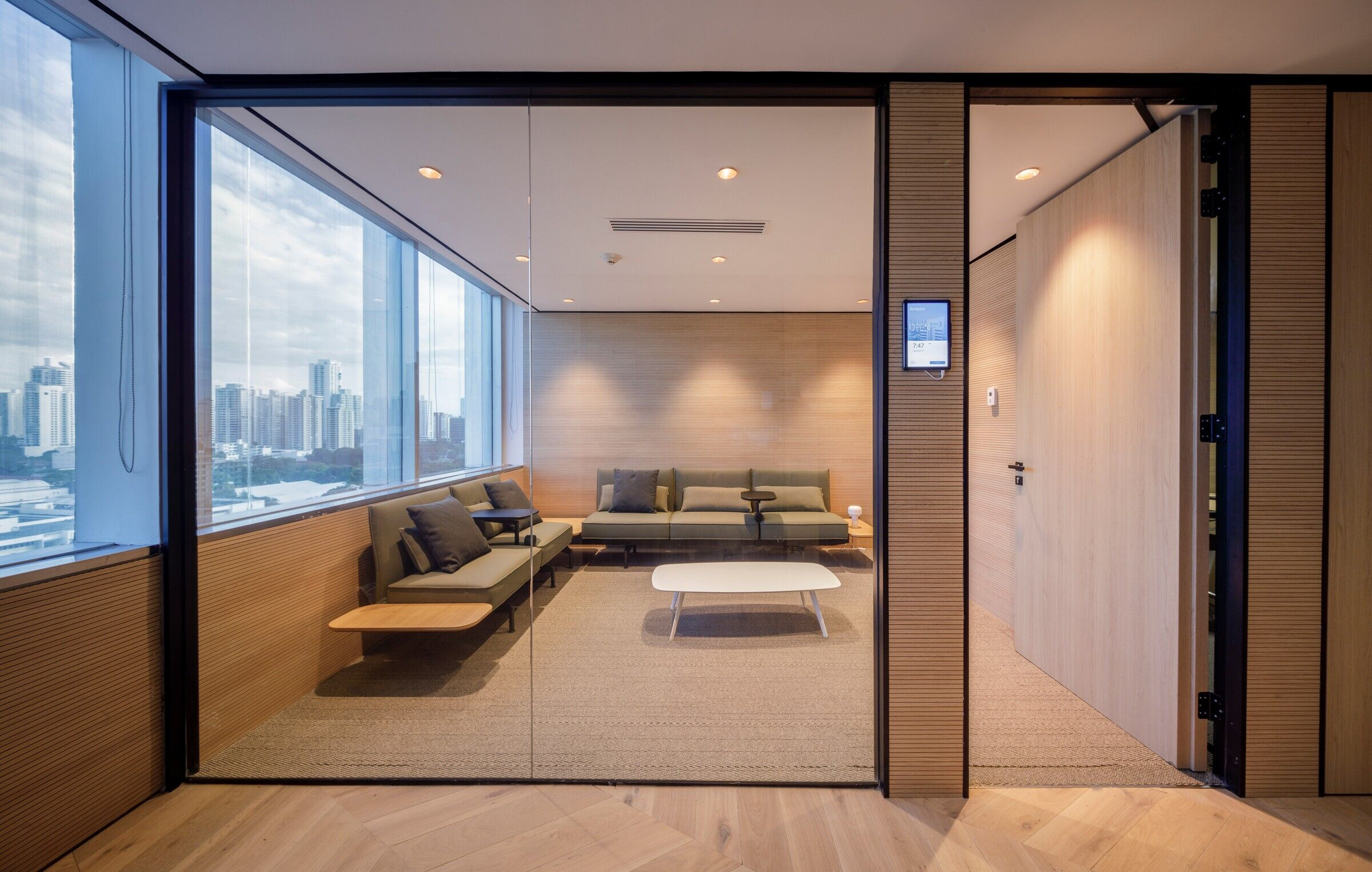 巴拿马 Mercantil Banco 办公室丨Mallol Arquitectos-22