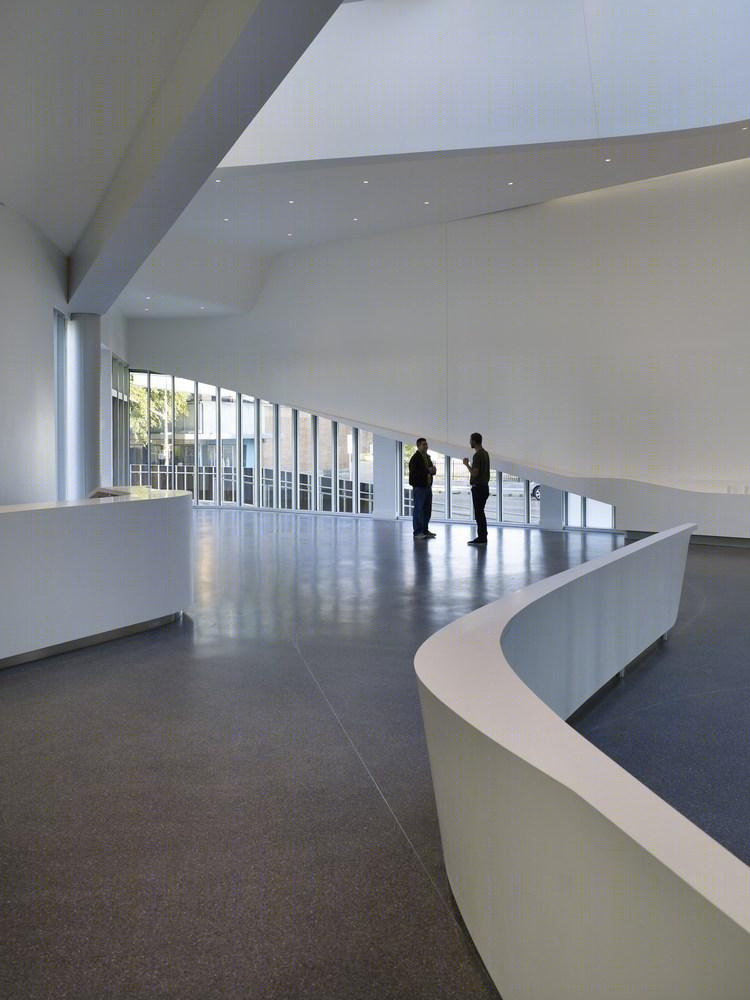 美国 AH 麦考伊联邦办公室丨Schwartz,Silver Architects-32