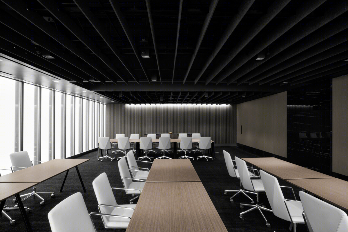 AZA Law Firm Event & Conference Center——大胆对比的现代法律空间-12