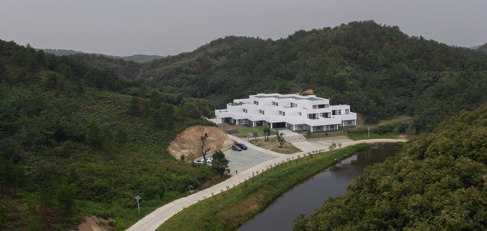 河南神山岭,酒店建筑-7