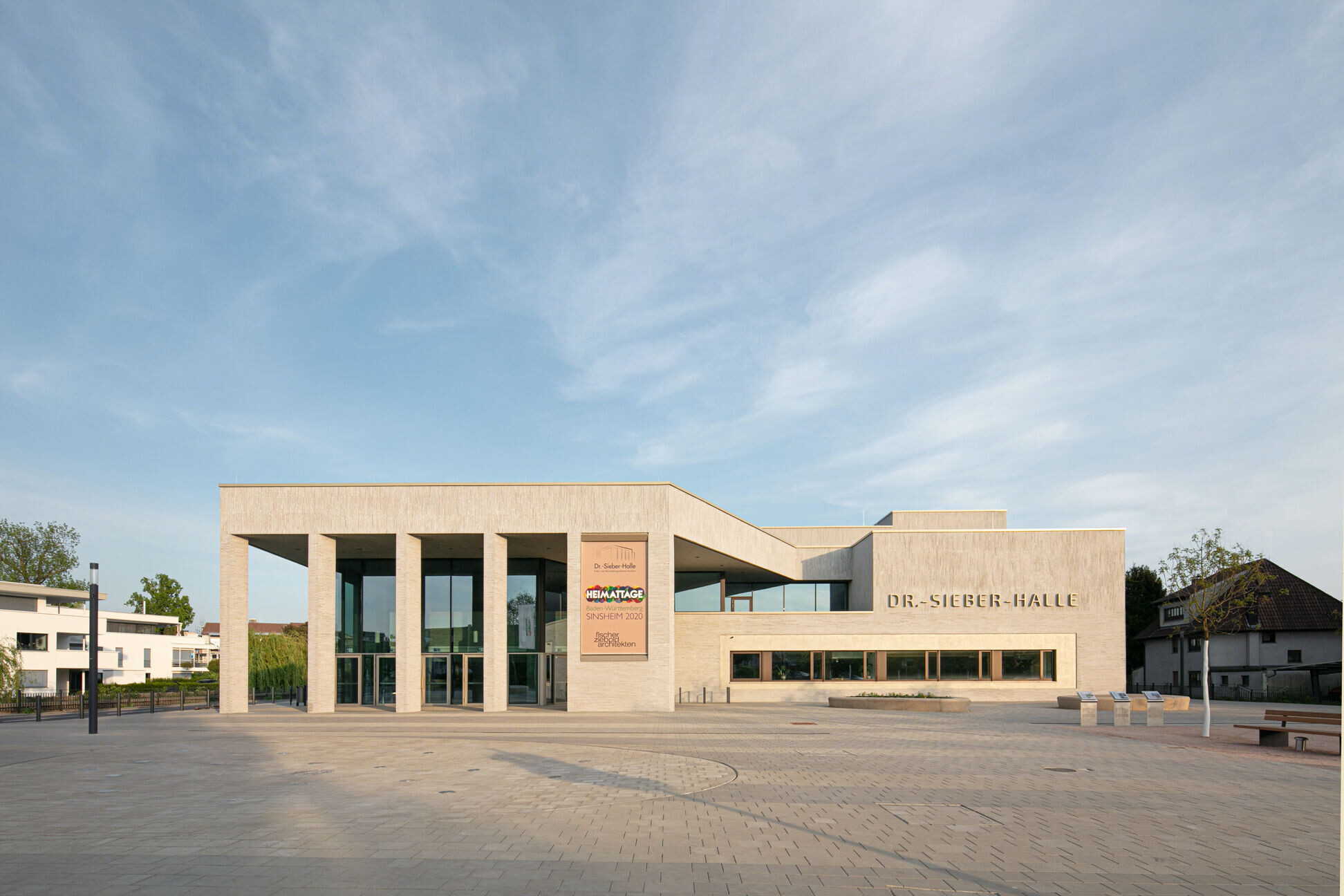 德国 Sinsheim 市厅图书馆翻新项目丨Fischer Ziebold Architects-14