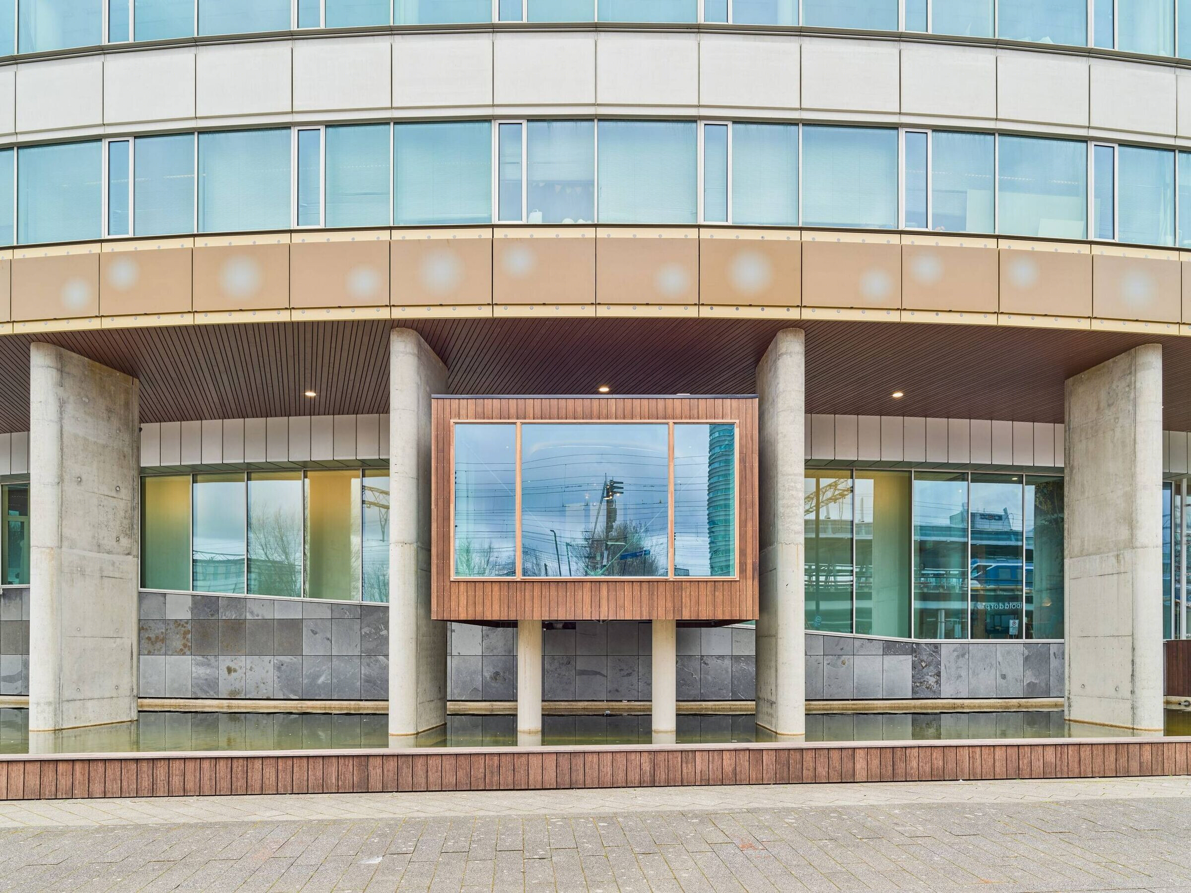荷兰 Hoofddorp 多公司建筑翻新设计丨NetherlandsHoofddorp丨Sherylleysner Interior Architecture-10