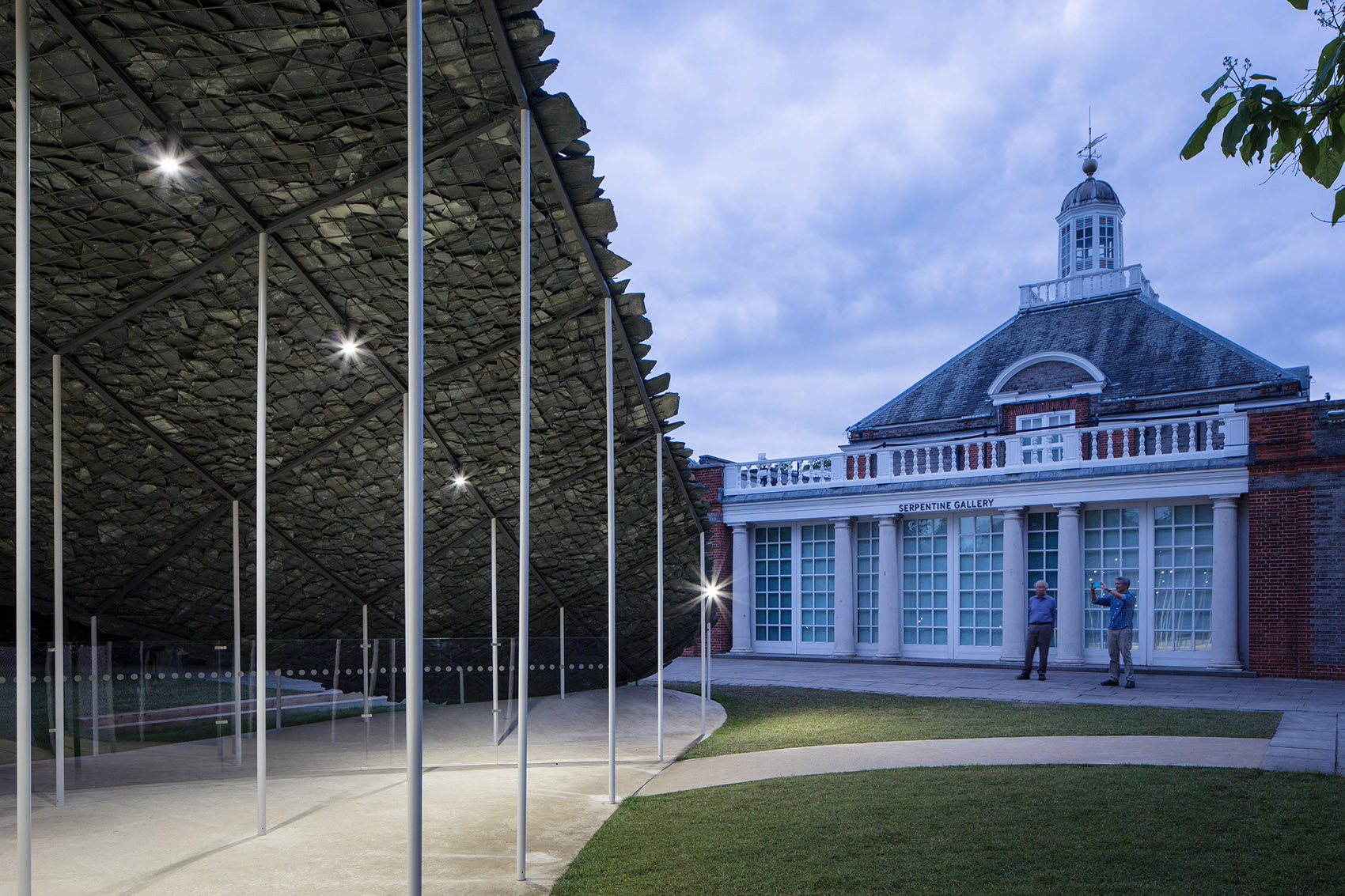 英国蛇形画廊2019建筑-30