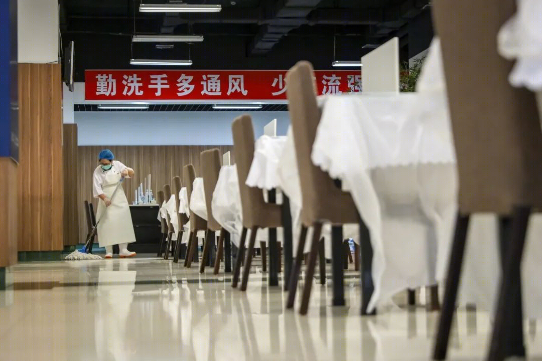 春日“时”记 | 校园疫情防控下的办公新模式-31