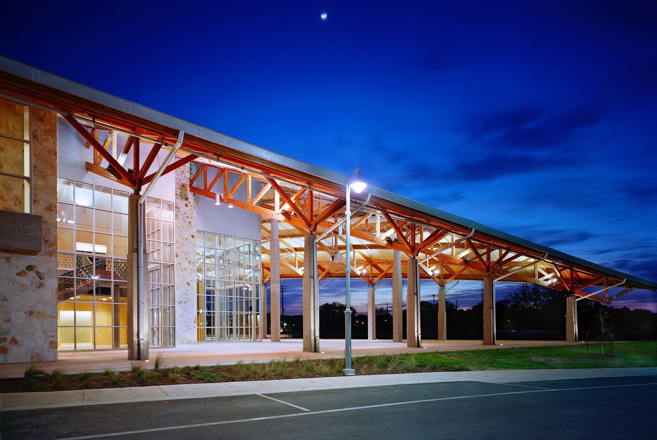 奥斯汀公园社区活动中心·融合自然的庆典帐篷-16