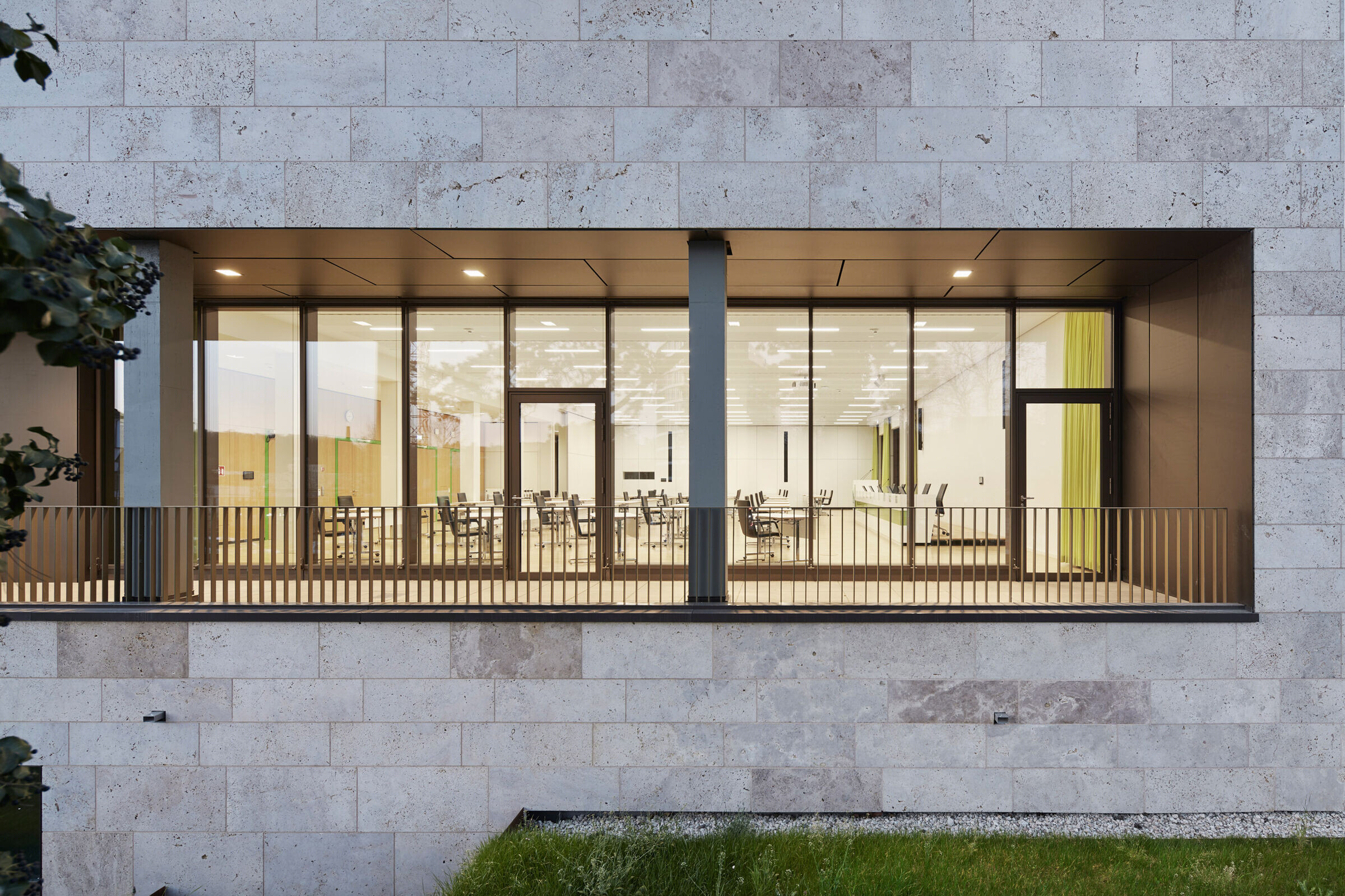 德国 Göppingen 区行政办公室扩建项目丨BFK architekten-11