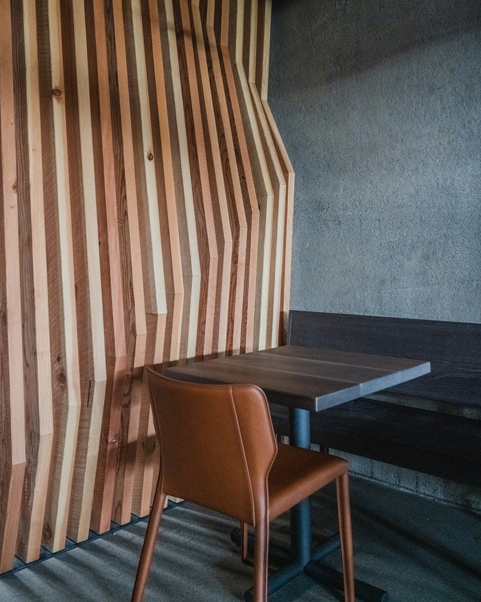 Leftcraft 餐厅 · 别具一格的木构设计丨荷兰埃德丨Graham Baba Architects-25