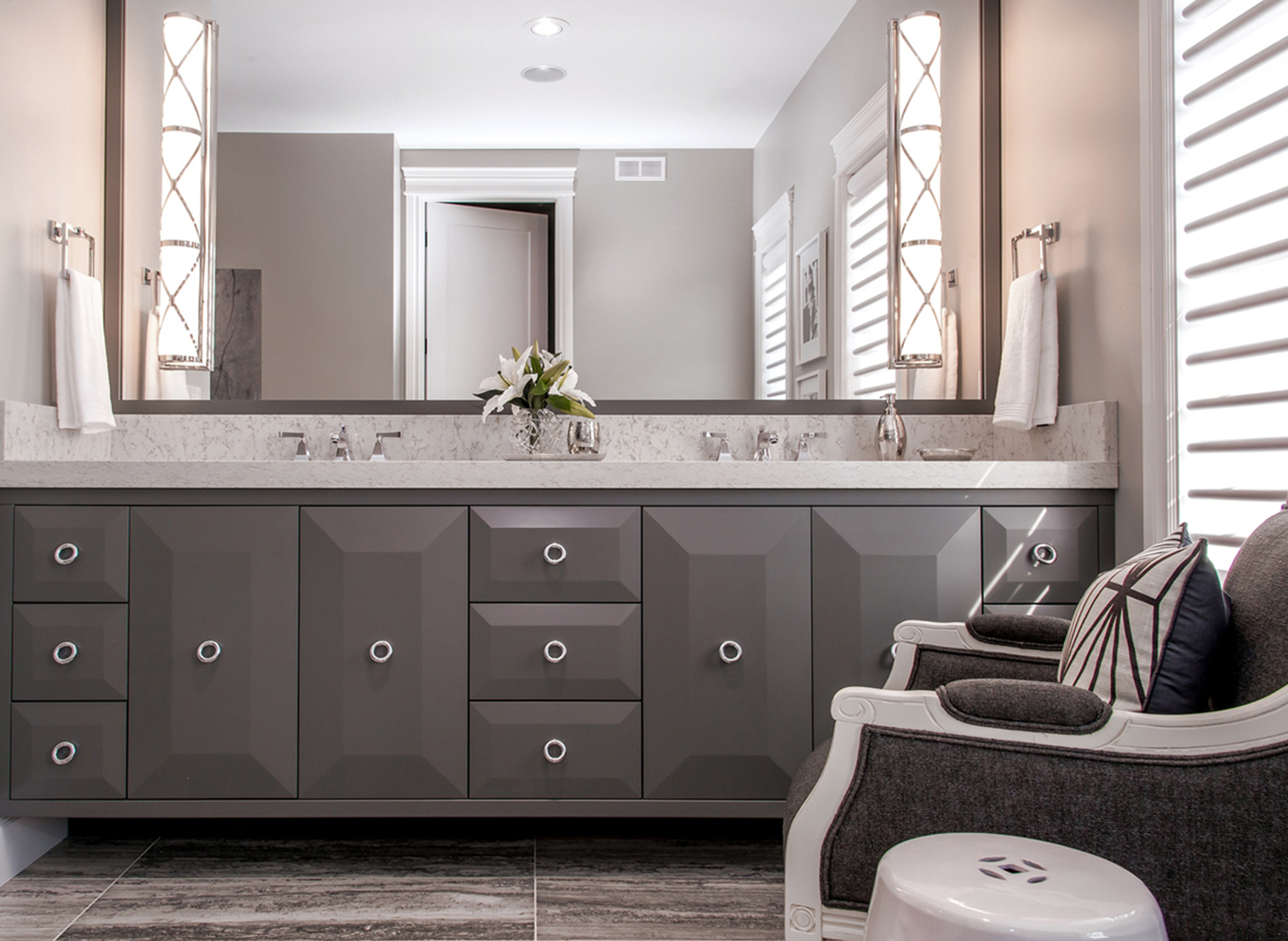 HOSPITAL HOME LOTTERY FALL 2012 Atmosphere Interior-7
