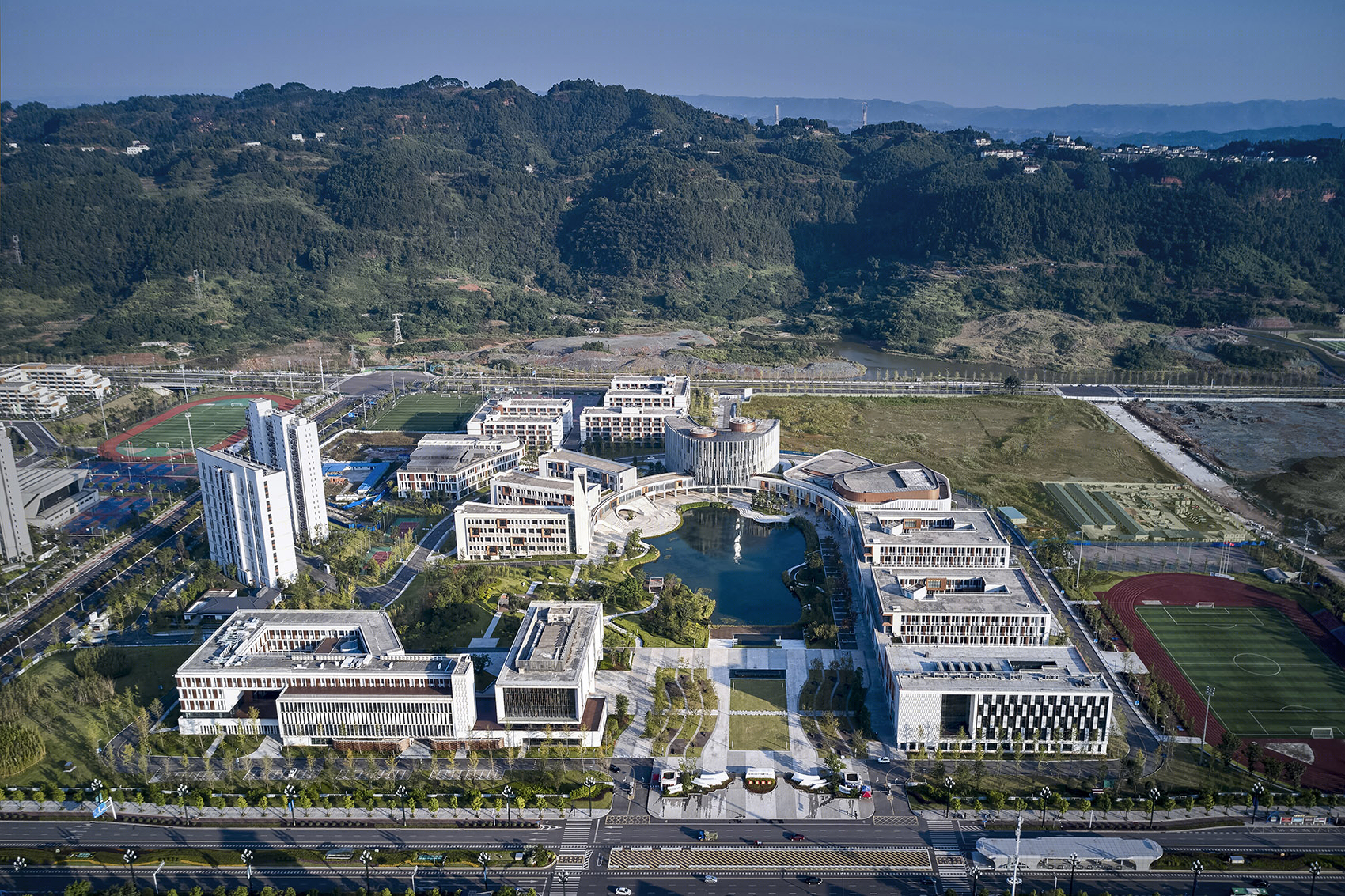四川外国语大学成都学院宜宾校区丨中国宜宾丨TJAD-5