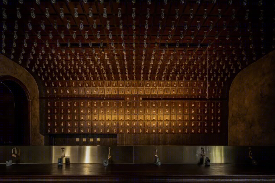 成都 NOVVINE 酒吧 | 时空穿梭的艺术空间-30