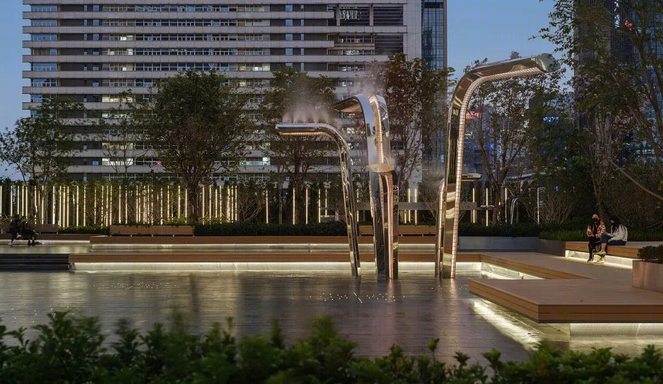 深圳万象天地“水滴花园”丨中国深圳丨大小景观-45