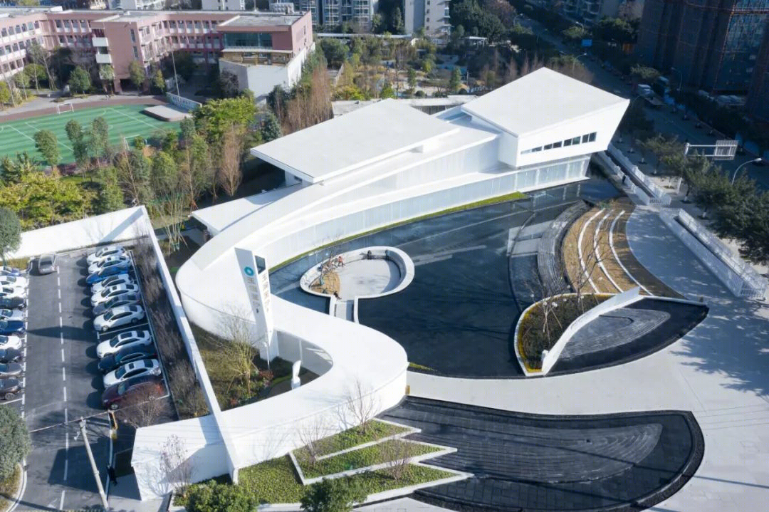 苏坡艺廊 · 现代建筑中的“廊桥”意象丨中国成都丨小隐建筑事务所-16