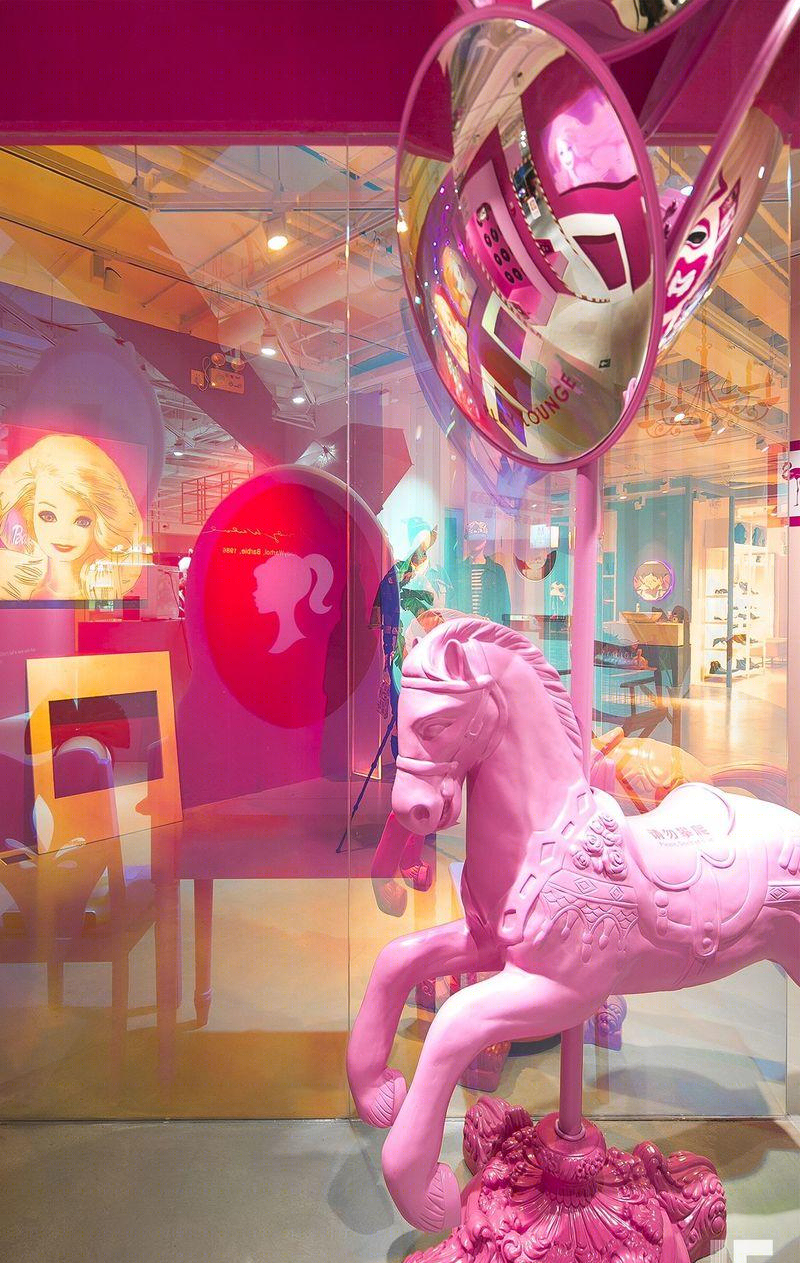 PLAY LOUNGE 集合店-1