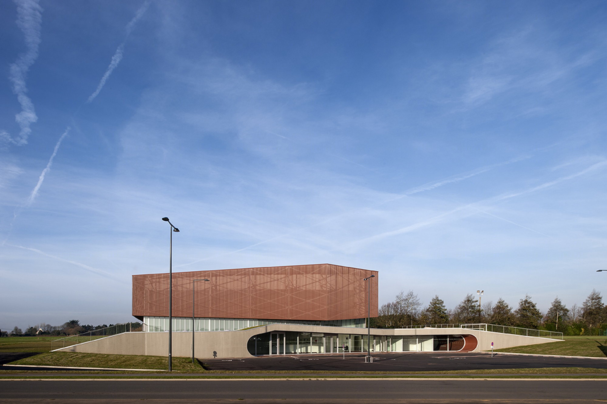 法国普拉伯内克体育馆丨Bohuon Bertic Architectes-11