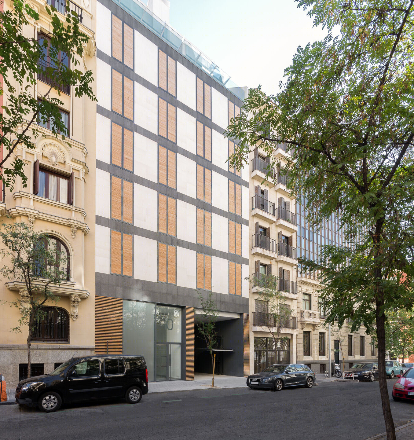 马德里中心地带的智能化公寓建筑丨西班牙马德里丨APARICIO Y ASOCIADOS ARQUITECTOS-8