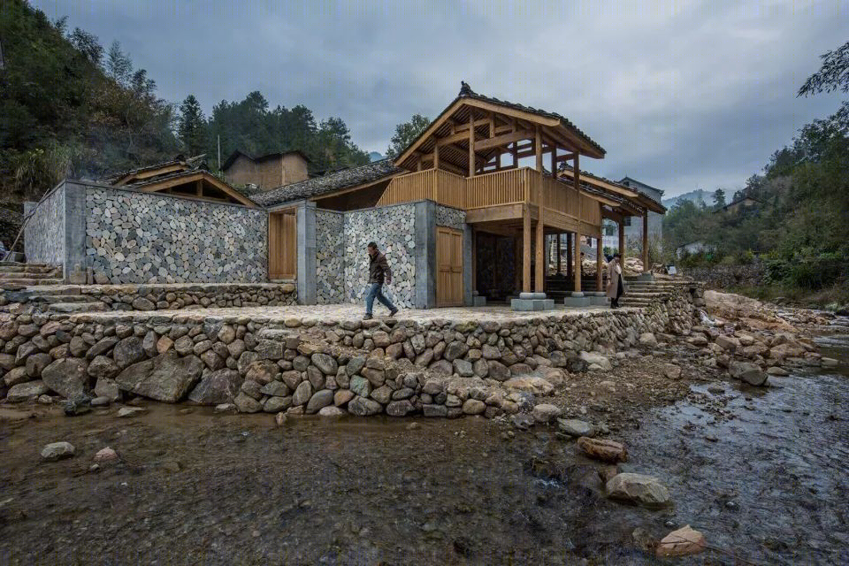 村民和游客共享的山茶油制作工坊-6
