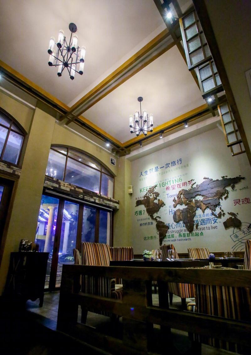云尼旅途餐吧-22