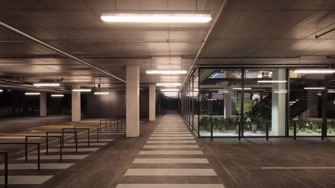 自给自足的有机体 · 克罗地亚 Infobip 混合建筑丨3LHD-36