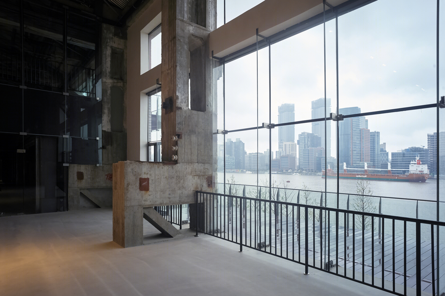 隈研吾改造上海船厂,工业风建筑重生-9